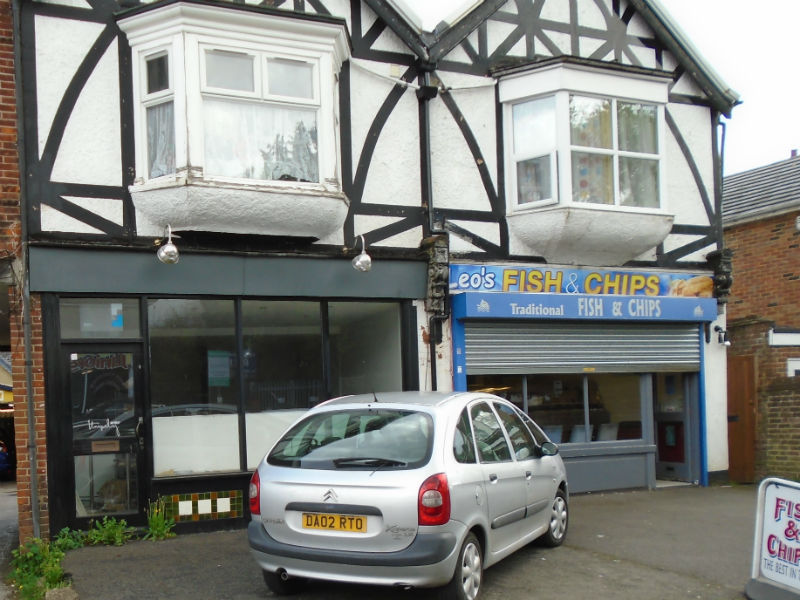 LOCK UP SHOP WITH FORECOURT IN VILLAGE PARADE, MERSTHAM LOCK UP SHOP WITH FORECOURT IN VILLAGE PARADE, MERSTHAM