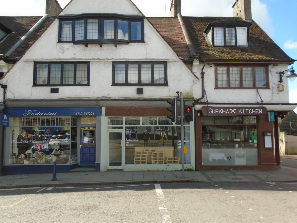 73 HIGH STREET, REIGATE – GROUND FLOOR LOCK-UP SHOP PREMISES – APPROX 667 SQ FT